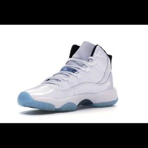 Jordan 11 retro legend blue